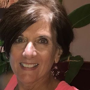 Meet your Posher, Phyllis